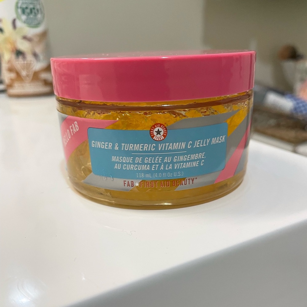 First Aid Beauty Ginger & Tumeric Jelly Mask
